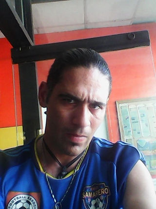 image-4ad8fcc19a4d38c871c2643d922a8cb216b7a615f92adf4d7a88716df2fb5409-V
