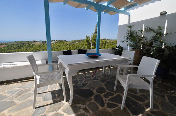 Al - Fresco Dining Area