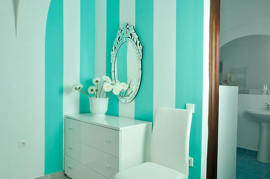 Dressing table area