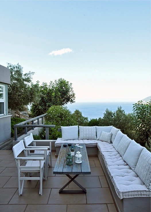 Al fresco seating area