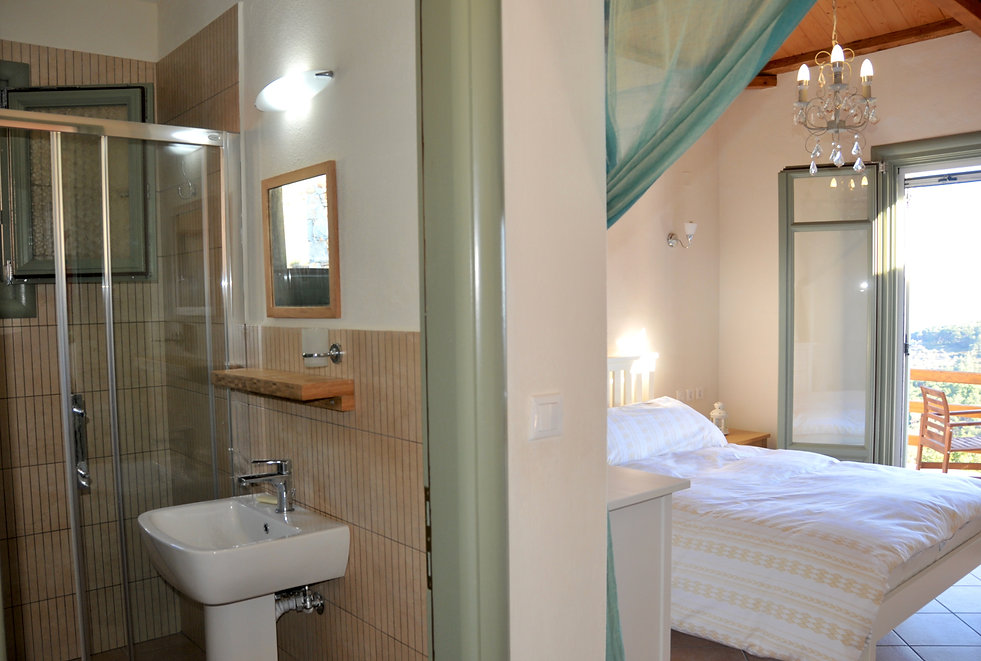 Bedroom with en suite, Petrou Elia, Alonissos