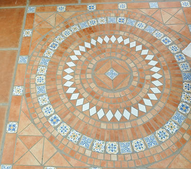 Round Greek floor mosiac patern