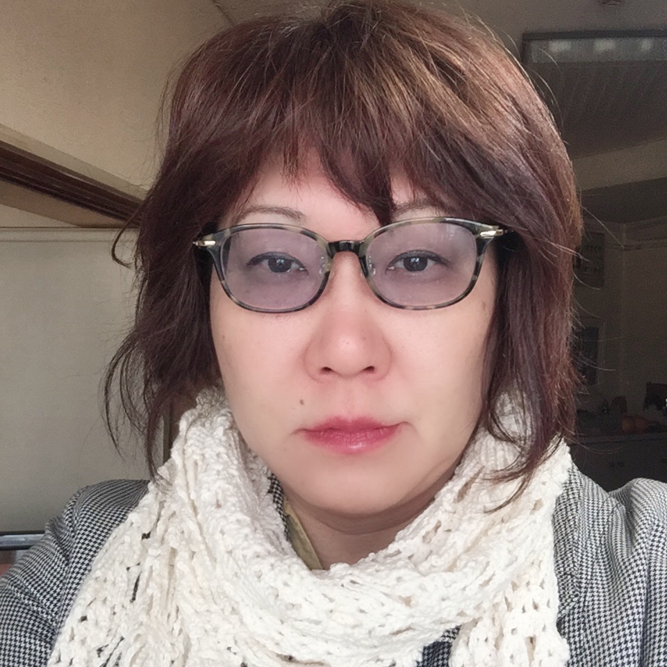 執筆者の写真: AKEMI YOSHIDA