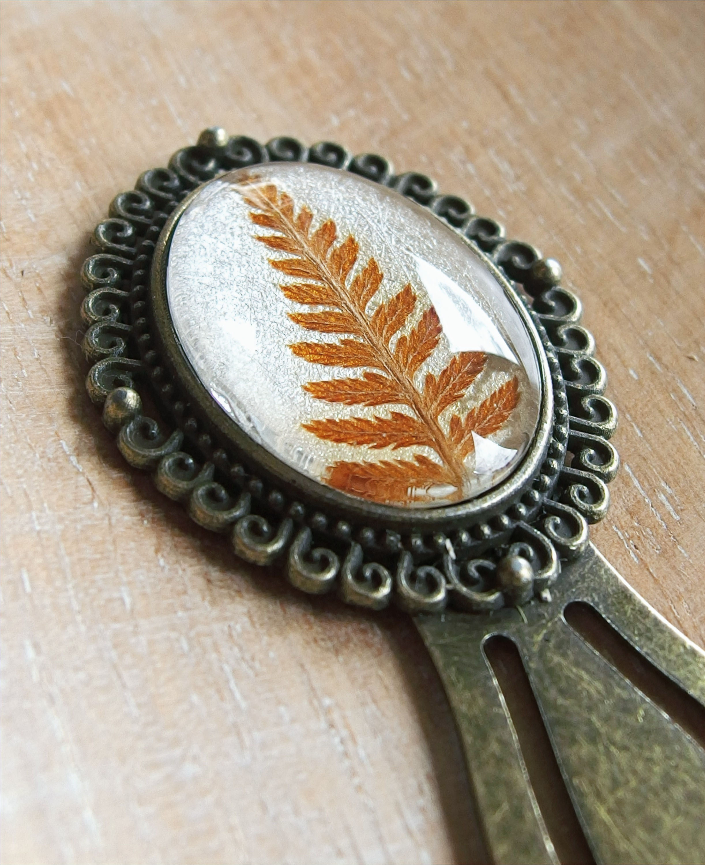 Lesezeichen Oval 25x18mm Farn