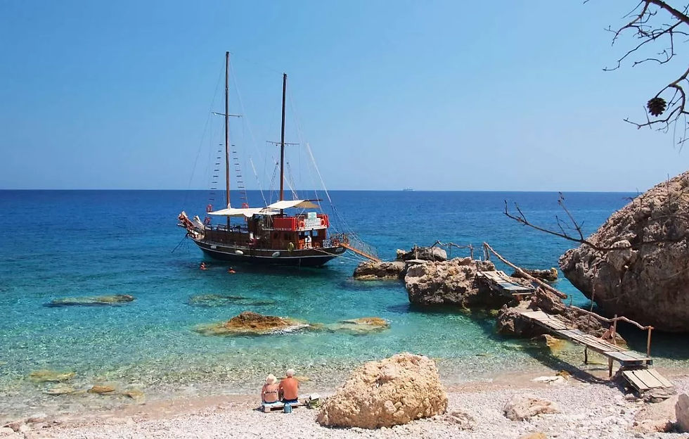karpathos-kato-lakkos-by-boat-1280x854.webp