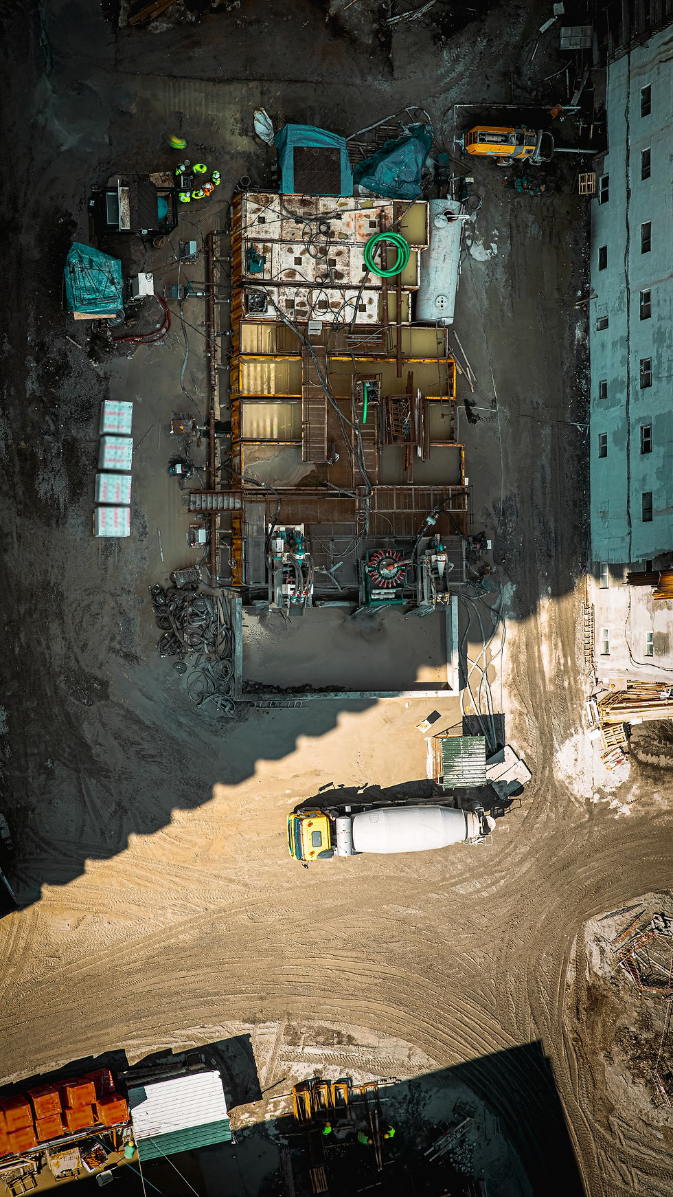 timelapse-time-lapse-flat-view-construction-and-de-2023-11-27-04-52-10-utc.jpg