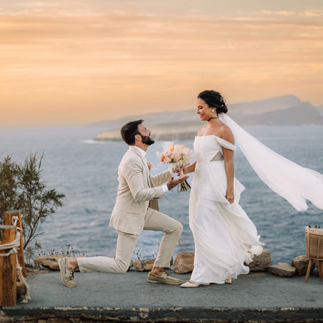 Santorini para Lua de Mel e Pós-Casamento: o Que Fazer nos Primeiros Dias 💍