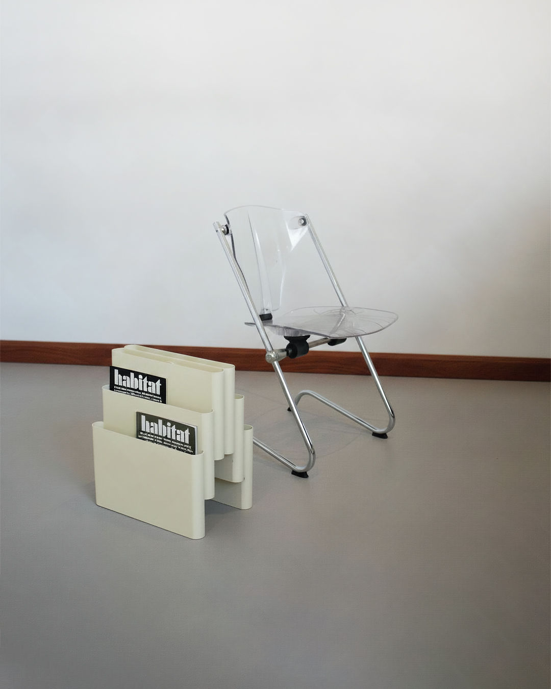 Giotto Stoppino Magazine Rack for Sankey England England, c. 1970s–1980s