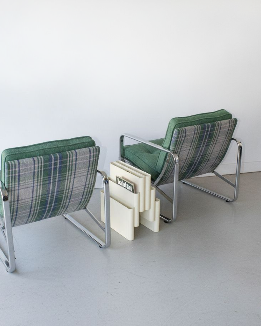THE CONVERSATIONALIST Lounge Chairs | Circa 1980s