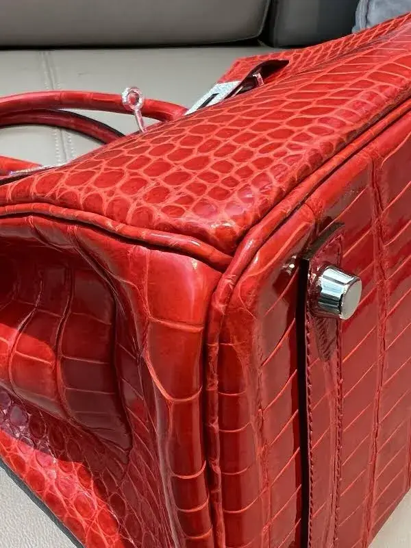 Thumbnail: Authenticity Guarantee Hermes Birkin 30 With Diamonds