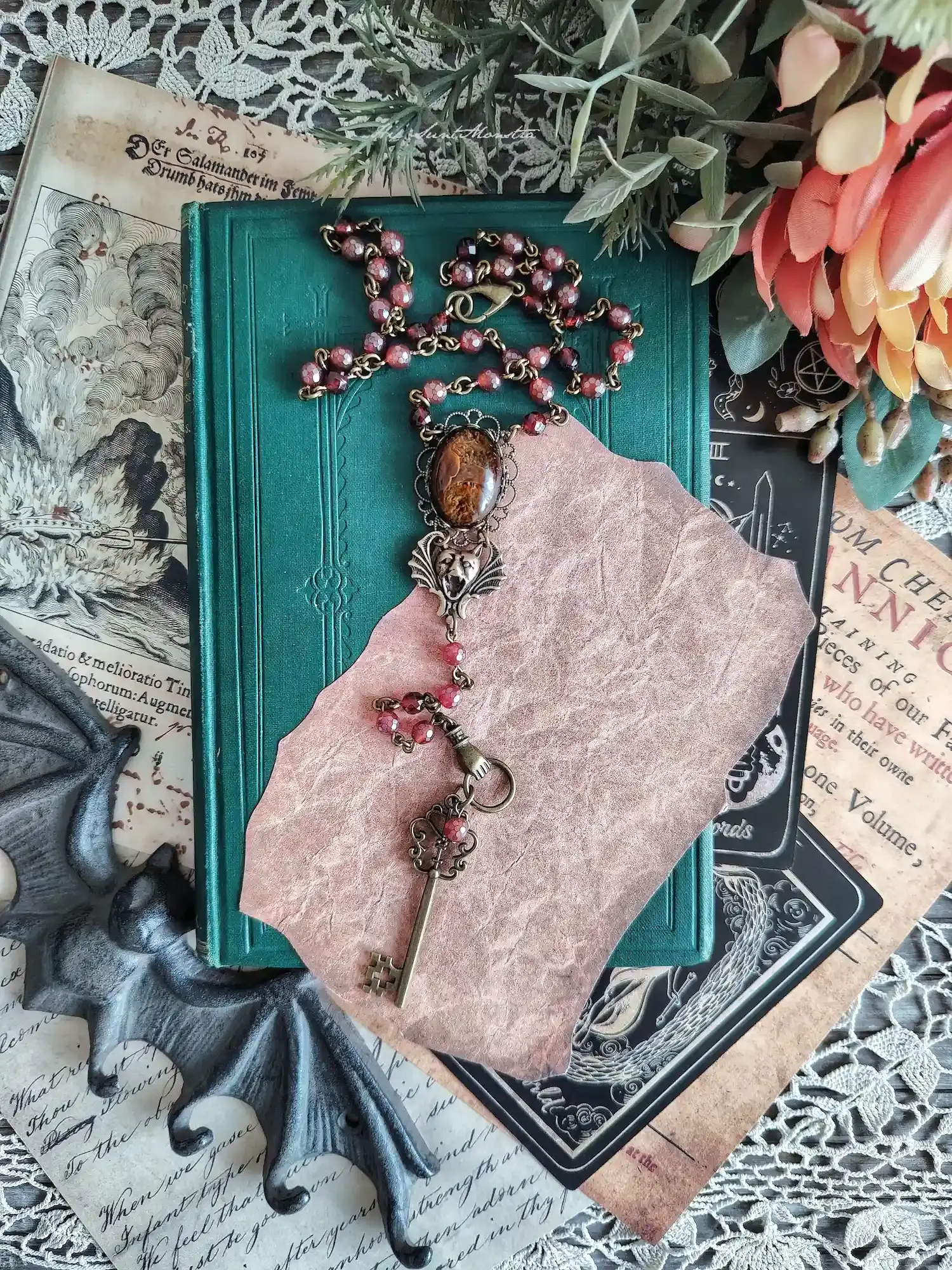 Witch Rosary - Erisanne