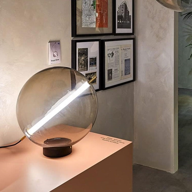 Thumbnail: LAZZ table lamp (replica)