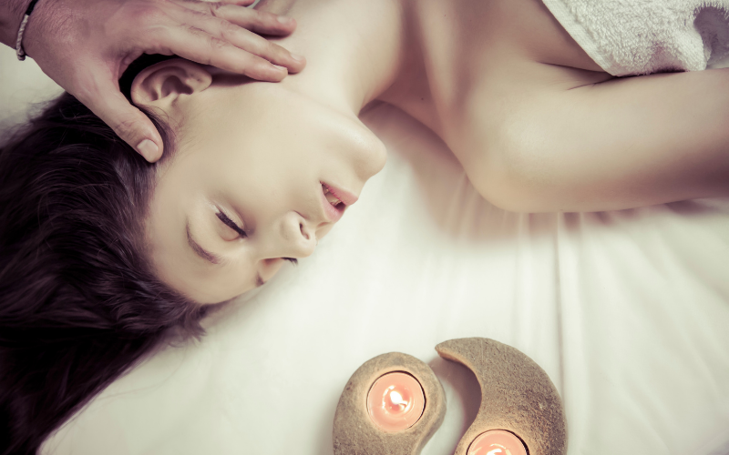 Body oil is essential for massages, and massages as we all know possess the power to heat up your partner - lucky you, enjoy! Body Oil | The Things for You to Place in Your Gift Basket | Christmas Gifts | Some More Ideas to Spice up the Season | Dating with Fawn | Philadelphia, PA, USA