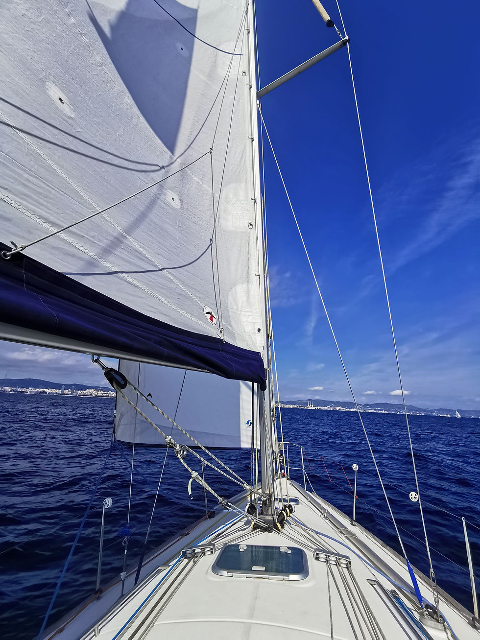 Navegant enfront de Barcelona (27-09-2025)