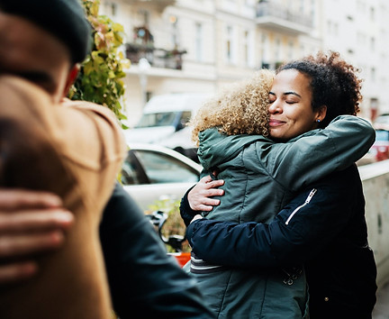 Hugging au temps du coronavirus.jpg
