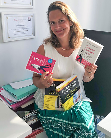 Florence Escaravage + livres.jpg