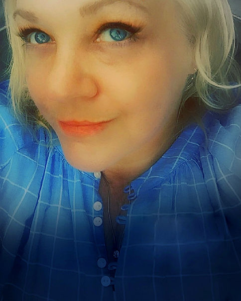 WEB_color Head shot.jpg