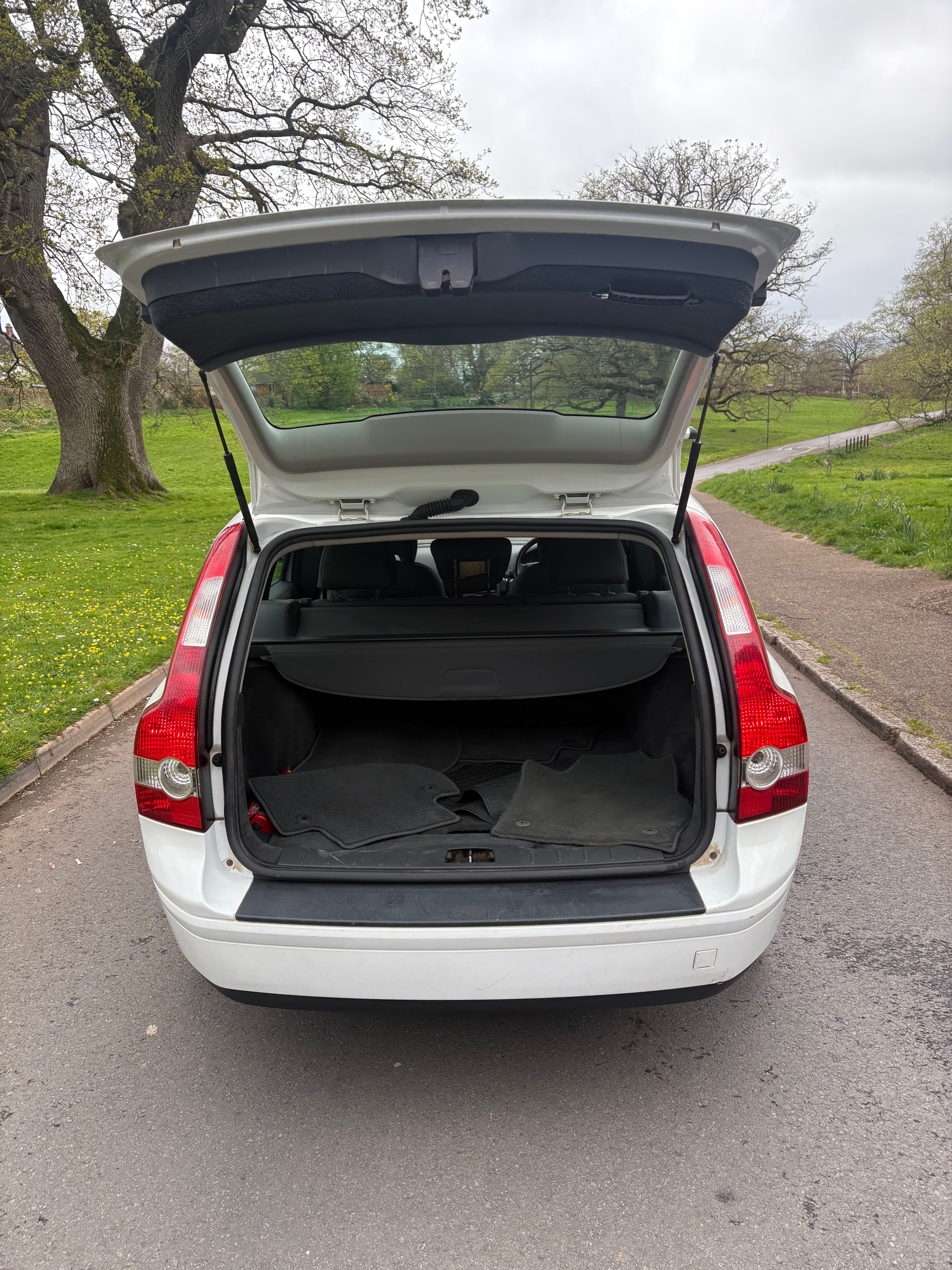 Volvo V50S 2.4s geartronic estate car 