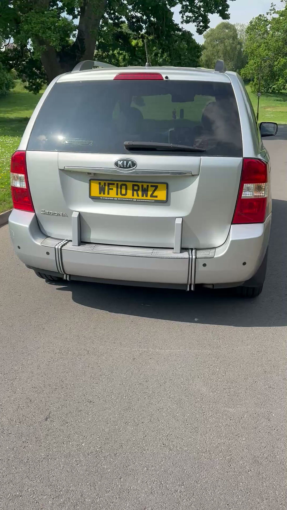 Thumbnail: Kia Sedona 2.2 CRDi3 MPV