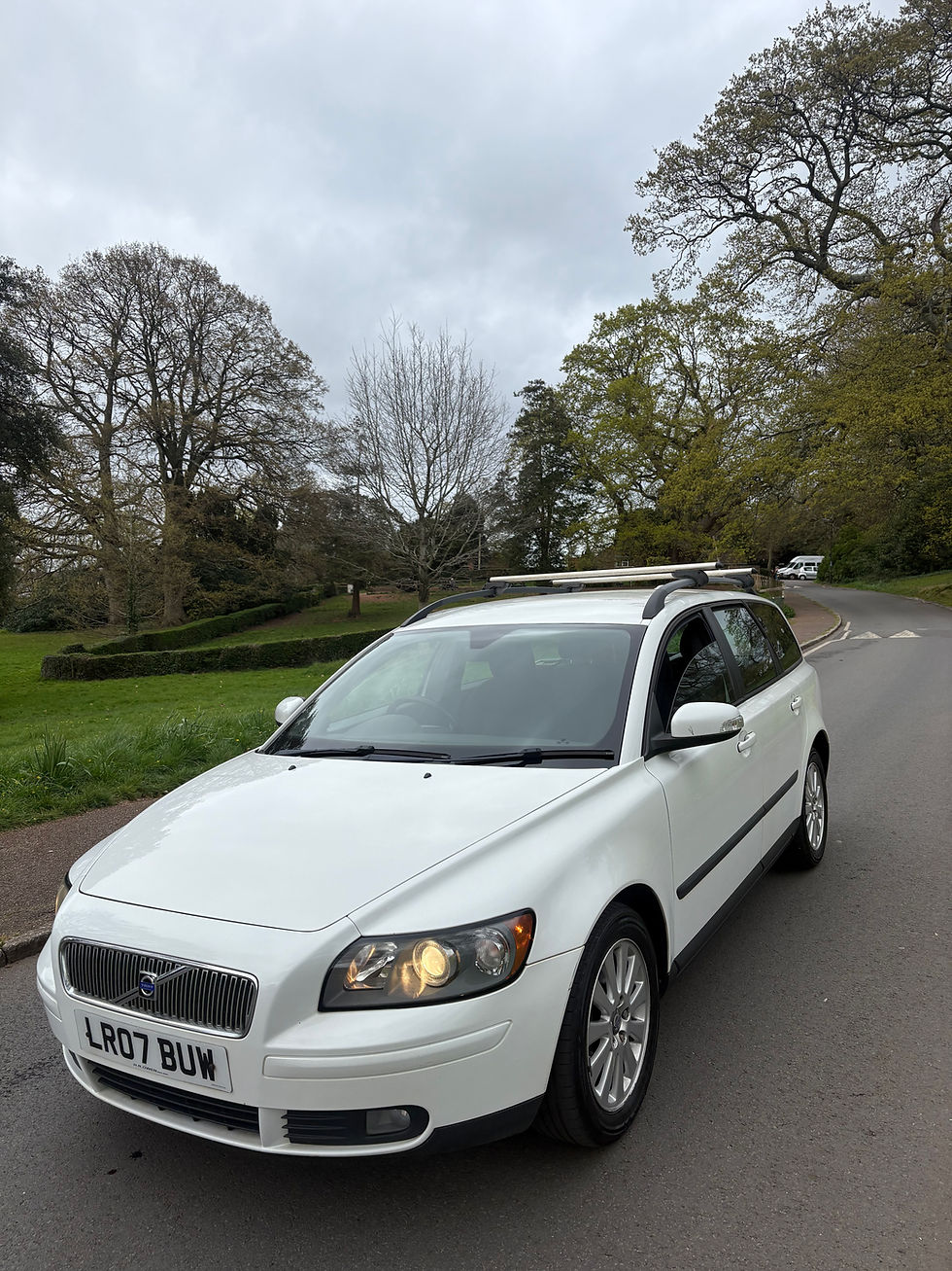 Thumbnail: Volvo V50S 2.4s geartronic estate car 