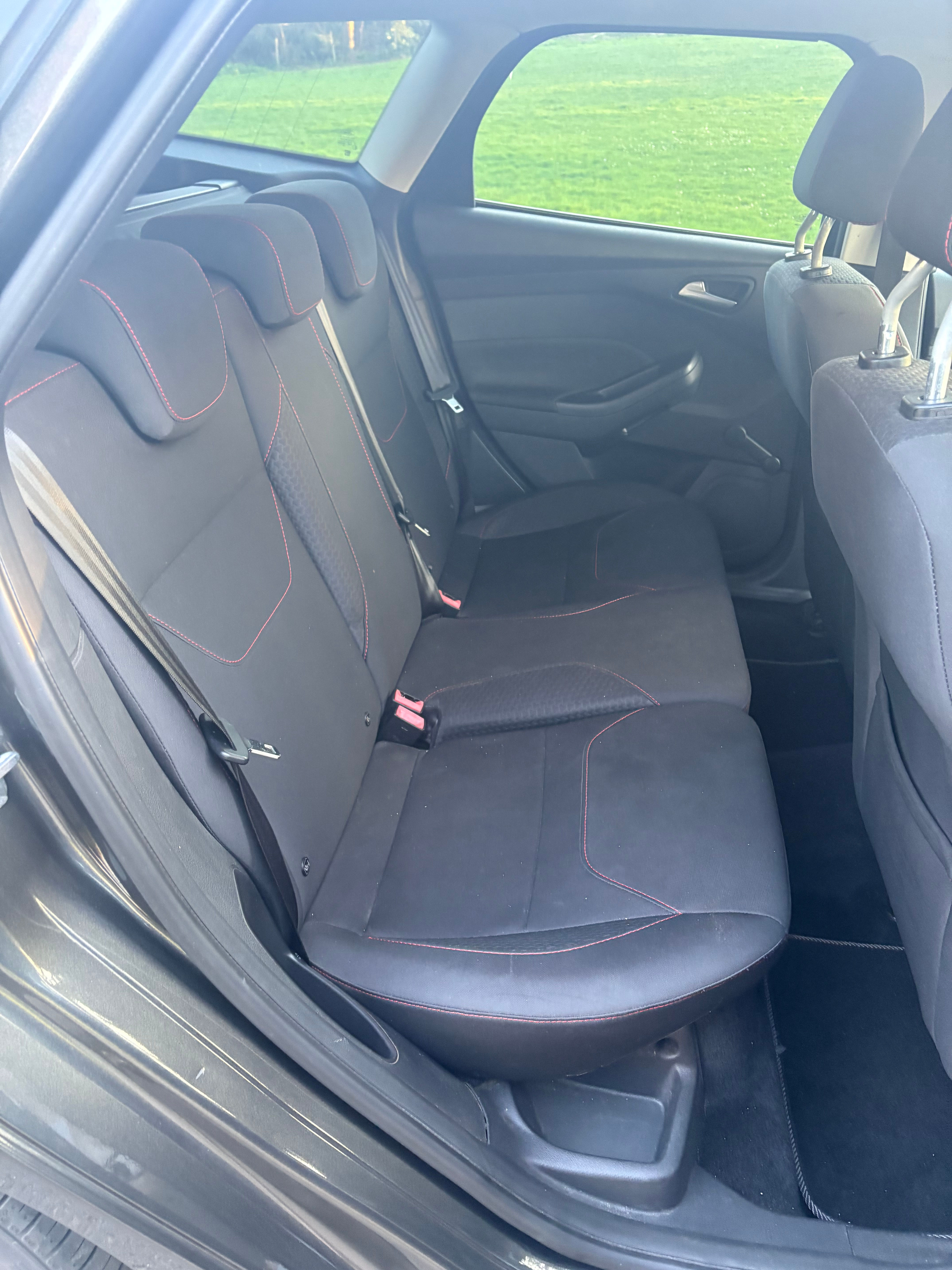Ford focus 1.5 zetec sport