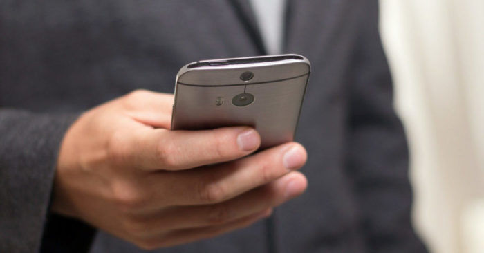 Polémica en Reino Unido: Gobierno planea el uso de GPS para controlar a personas en cuarentena