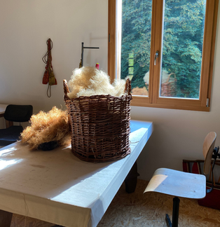 Crin animal et crin de coco pour les tapissiers granisseurs