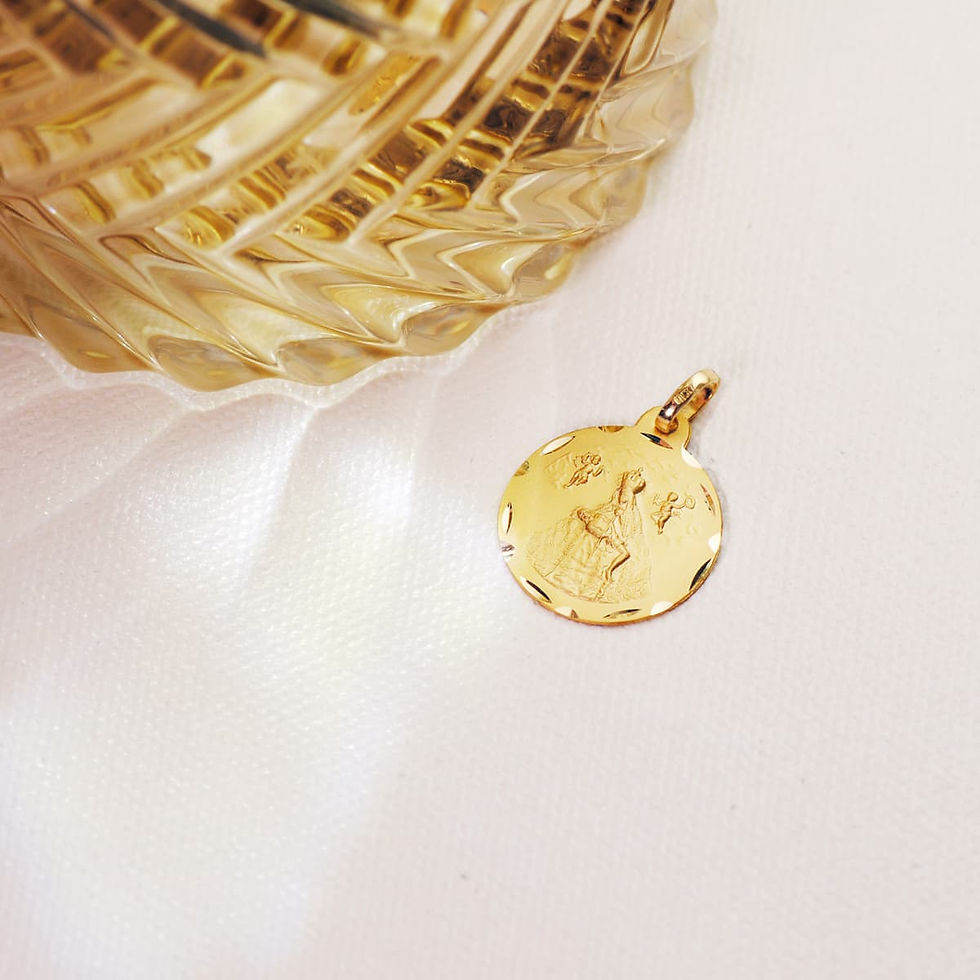 Miniatura: Medalla de oro amarillo 18K Virgen de Africa, 18 mm