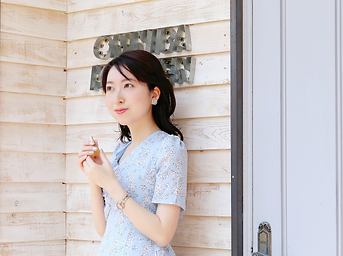aroma 愛知県 名古屋市 新栄駅 隠れ家サロン 癒し アロマ アロマセラピー アロマエッセンス オードトワレ ビューティ 美容院 ヘアスタイルpng