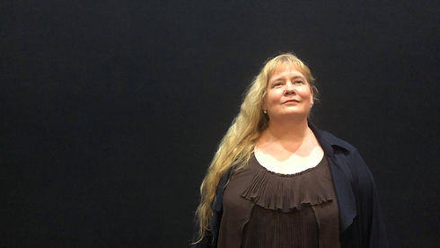 Nicole_Stage_Image_Bio_Shot_September_2020.jpg