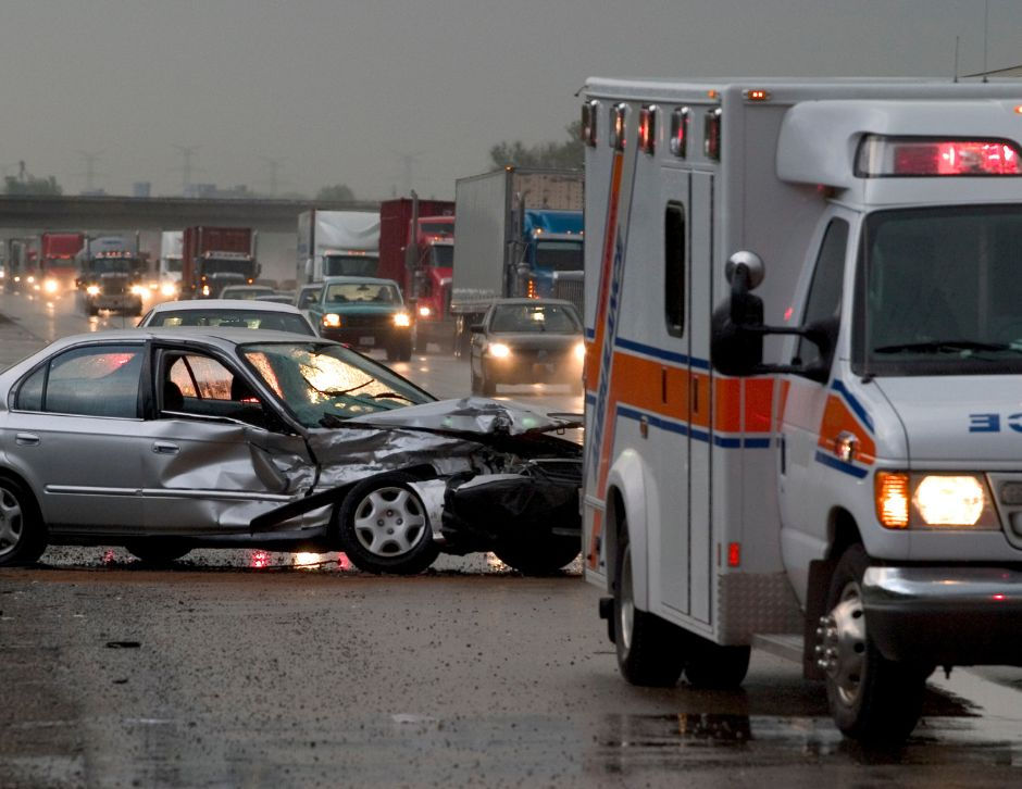 Do I Qualify for Workers’ Compensation After a Car Accident on the Job?