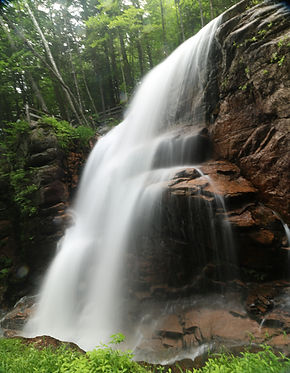 NH - Flume tall waterfall.JPG