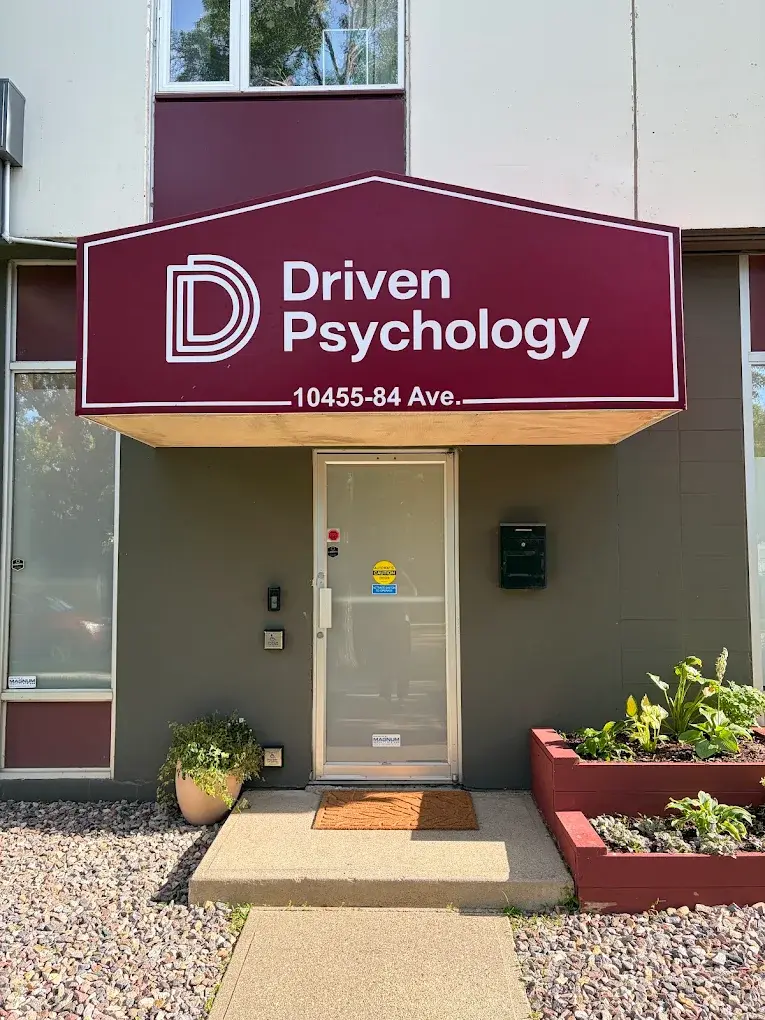 Driven Psychology Front Entrance 