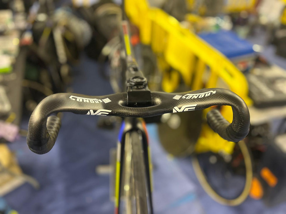Miniature : Cintre AERO SPRINT KRONOS - MF CARBON