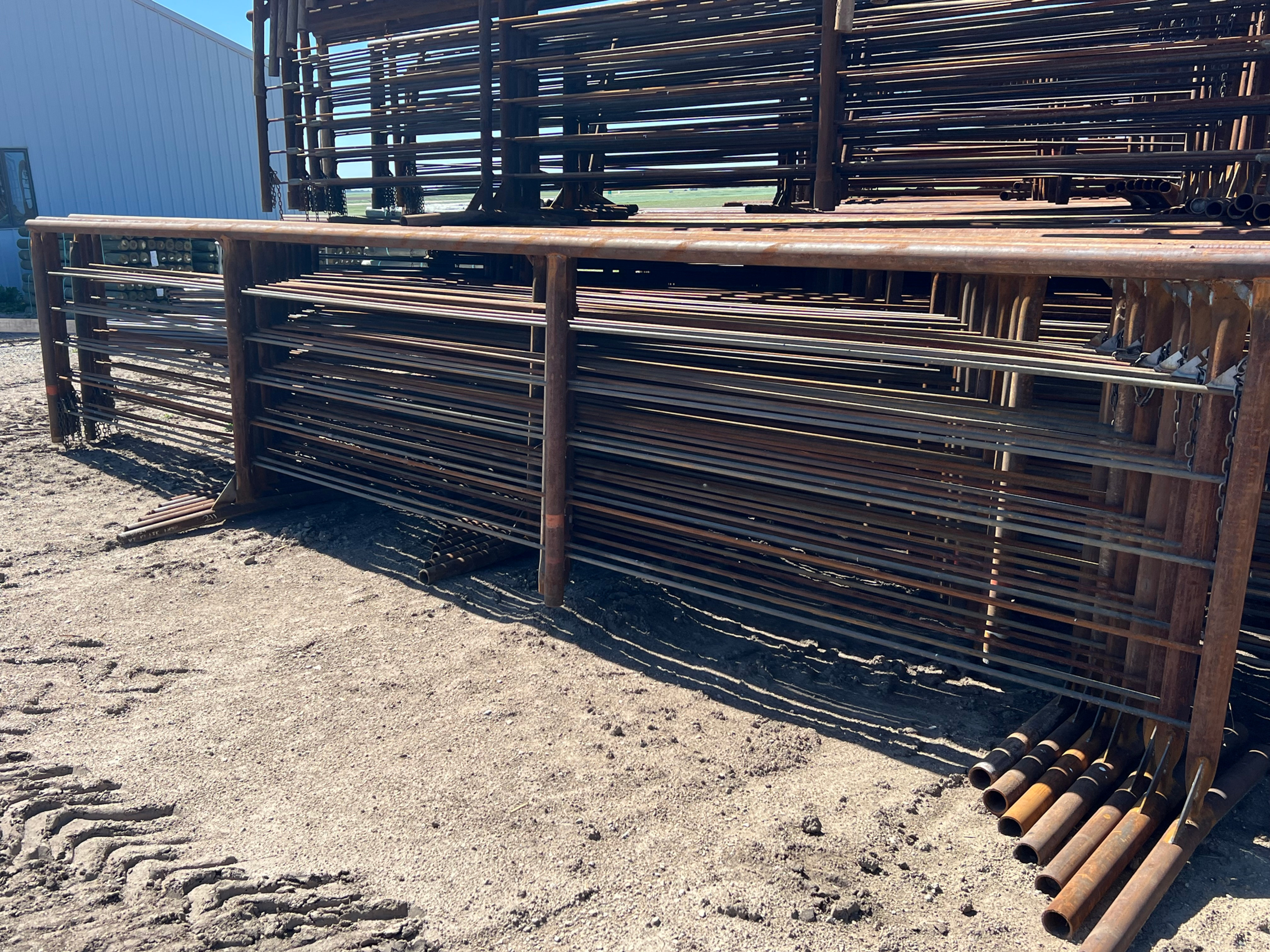7/8" Freestanding Panel