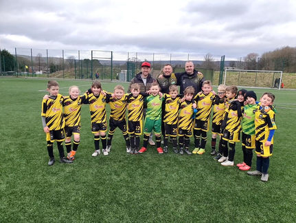 Match Report NMJFC u9 Wasps v New Mills u9 Bees - 17/12/23