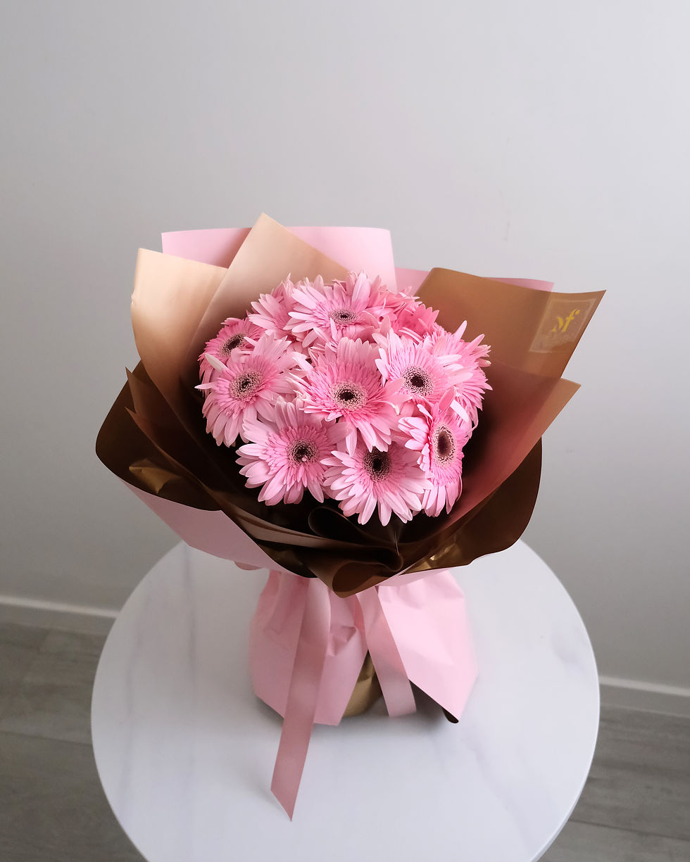 Thumbnail: Ms Floristic Classics - Daisies Bouquet