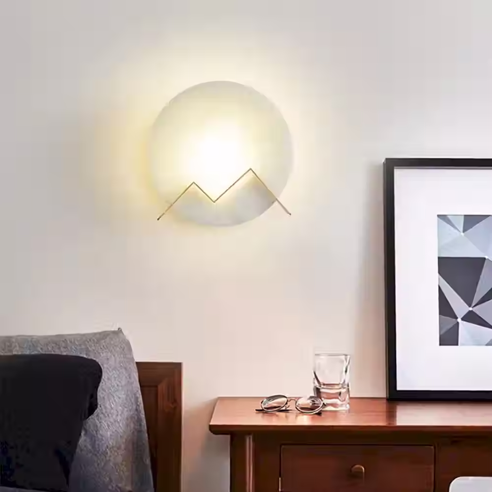 Vetta Alabaster Disc Wall Sconce – Brass Mountain-Peak Integrated LED