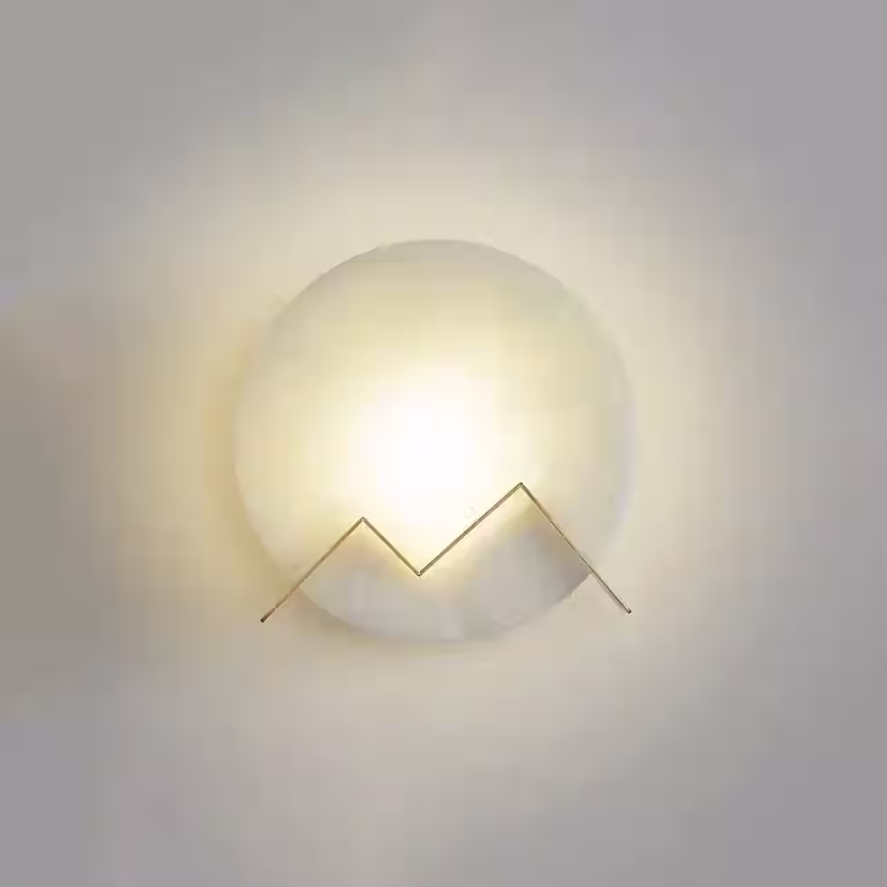الصورة المصغرة: Vetta Alabaster Disc Wall Sconce – Brass Mountain-Peak Integrated LED