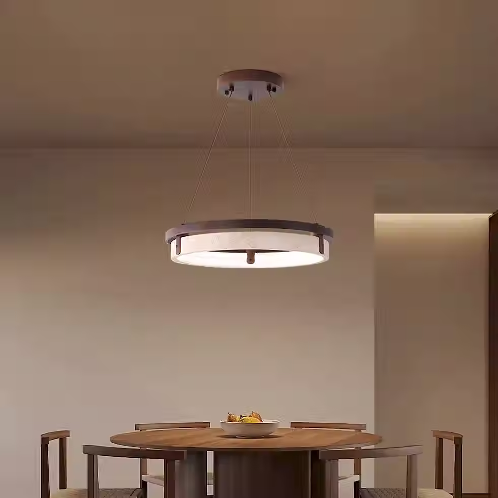 الصورة المصغرة: Travertine Inset Ring Chandelier with Walnut & Black Frame – LED_10