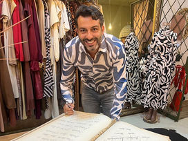 TEODORO SALAZAR – NAS PASSARELAS 