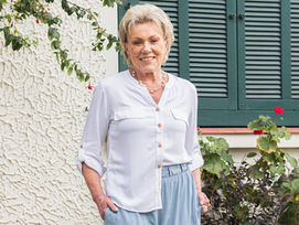 REGINA BELLINI – 18ª EDIÇÃO PROJETO DE MODA E BENEMERÊNCIA 