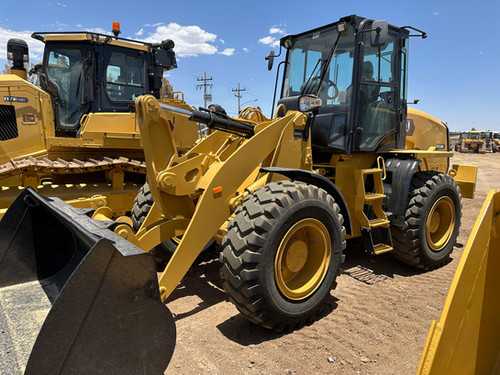 CAT 914M Maquinaria Country