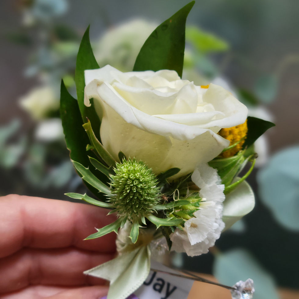 Thumbnail: Bridal Bouquet & Boutonniere