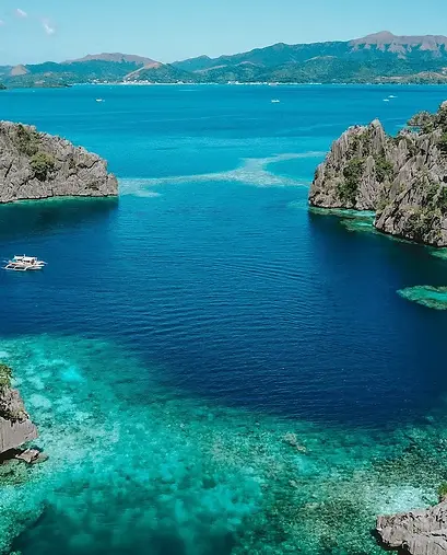 Coron Ultimate Tour
(Private Tour)