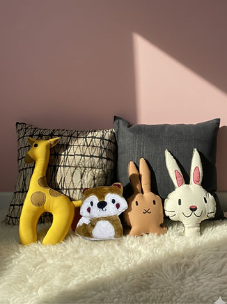 Animals plush cushion