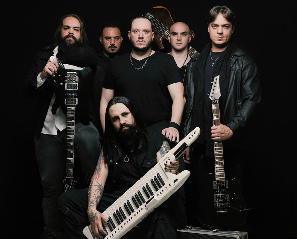 Kyndra lança audacioso e épico álbum conceitual de estreia, "Visions and Voices"