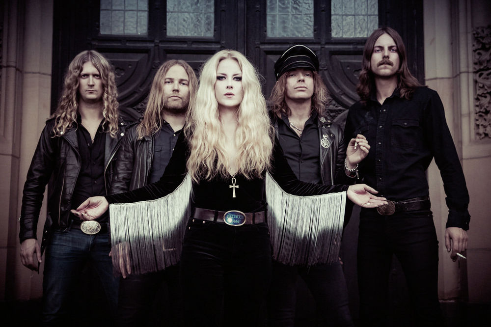 Lucifer: Quinteto liderado pela vocalista Johanna Sadonis se apresenta em São Paulo, amanhã