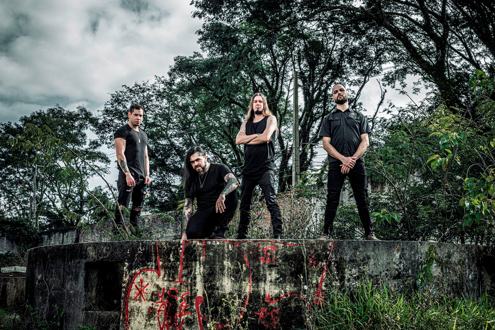 Royal Rage: Dividindo o palco com os piratas do Alestorm em Curitiba