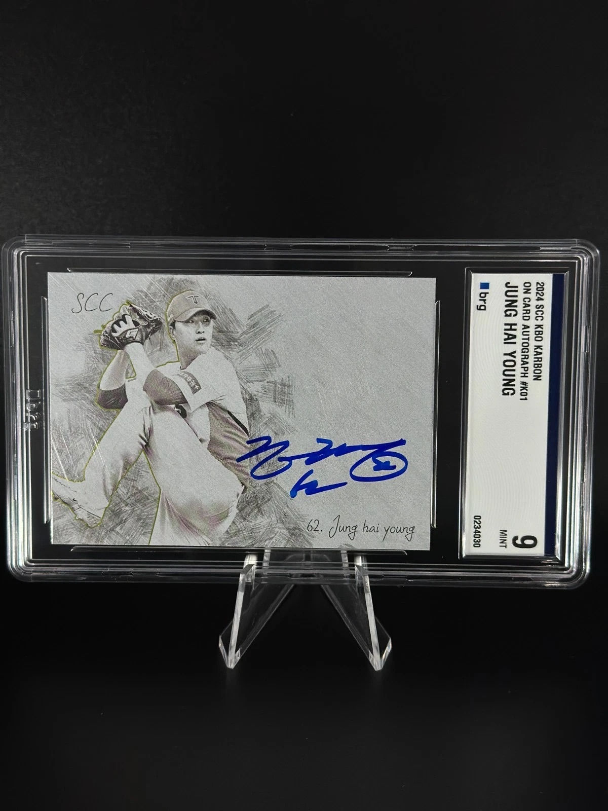 BRG Graded, Encased One of 15 Rare Kia Tigers Jung HaiYoung On-Card Auto